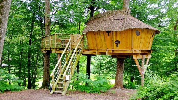 El "Glamper" ha hecho que las casas en los árboles sean un éxito