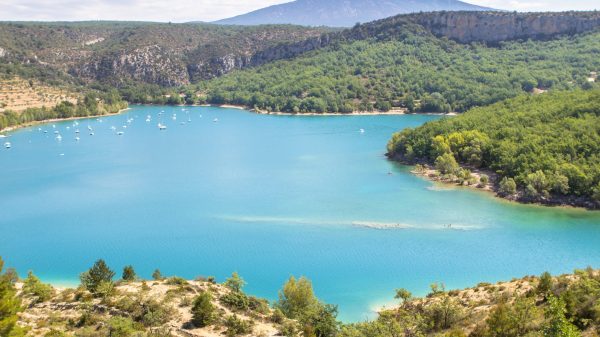 Le lac de Sainte Croix