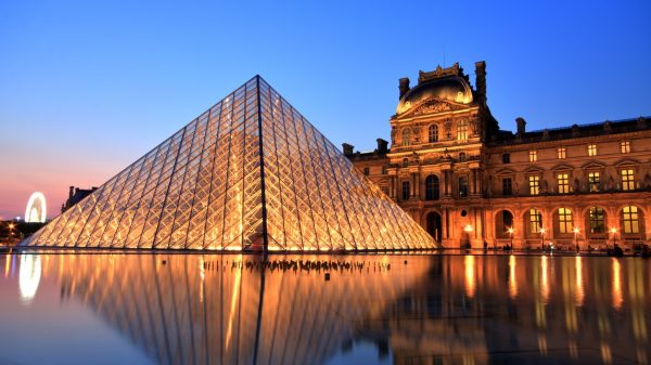 Le Louvre à Paris