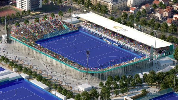 Hockey in het Yves du Manoir Stadion