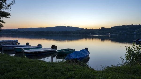 Lac en Isère