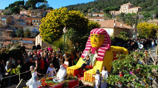 Le Corso fleuri de Bormes-les-Mimosas