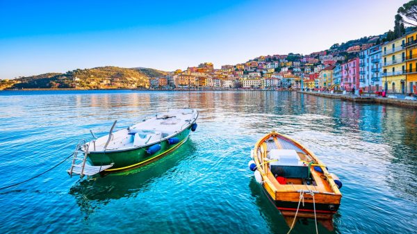 Front de mer de Porto Santo Stefano, Argentario, Toscane, Italie