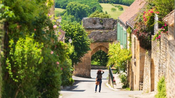 Inside the bastide