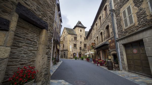 Ruelle typique du village d'Estaing
