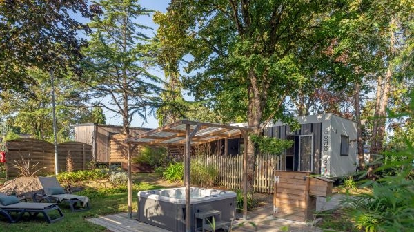 Les cottages avec SPA proposent 2 à 3 chambres.