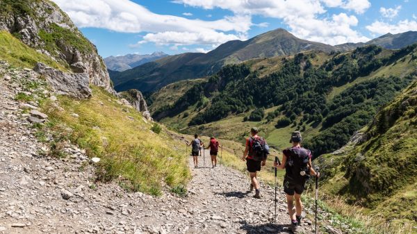 Wandelen op het Col de Pau pad in de Pyreneeën