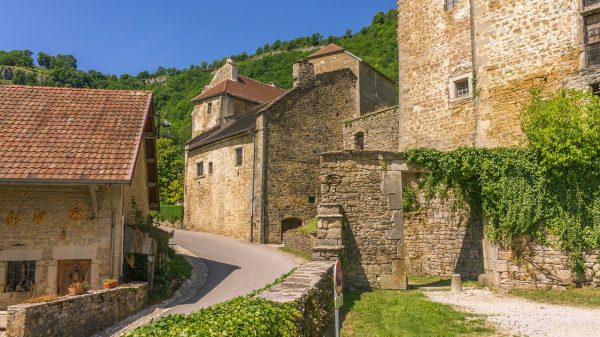 L'intérieur du village élu parmi Les Plus Beaux Villages de France