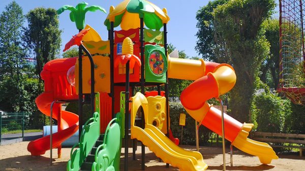 Un toboggan fun, pour des descentes à tous âges