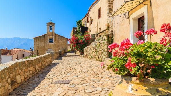 Een wandeling door het dorp