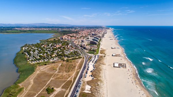La plage de Canet-en-Roussillon, entre mer et étang
