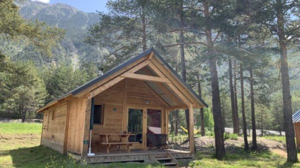 Camping Huttopia La Clarée ***