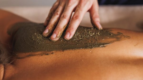 Enveloppement reminéralisant boue et algues