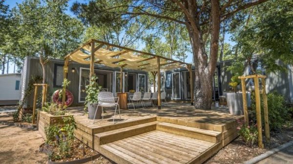 Camping Les Vagues **** à Vendres