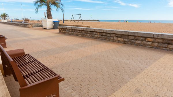 Balade le long de la plage à Valras