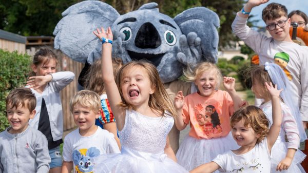 Avec les mini-clubs, les enfants aussi font de belles rencontres !