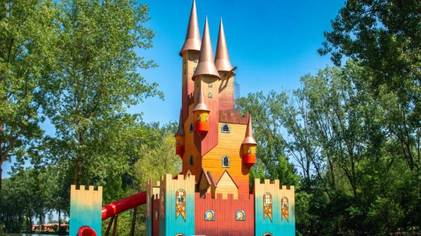 Le château, pour les petits princes et princesses du camping