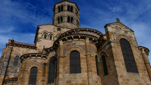L’Abbatiale Saint-Austremoine, au coeur d'Issoire