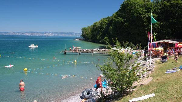 Plage de Saint-Disdille, à Thonon-les-Bains, à 200 m de l’entrée du camping