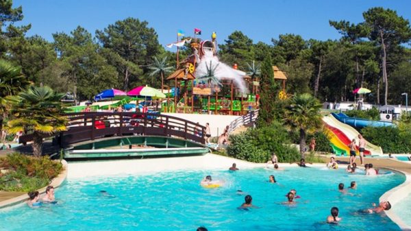Un parc aquatique dans un camping de Gironde